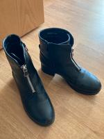 Zipper Boots Berlin - Treptow Vorschau
