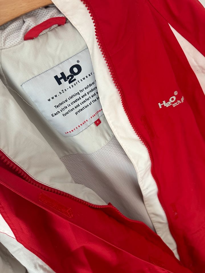 H2O Regenjacke rot Damen Gr. M in Hamburg