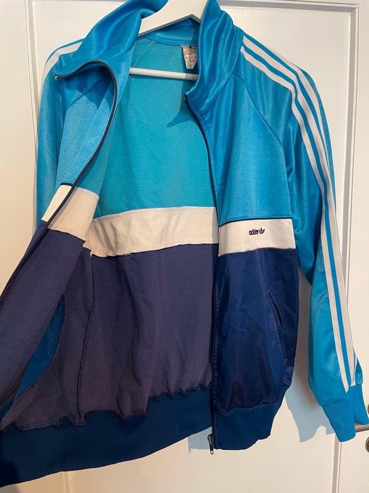 Adidas Vintage Trainingsjacke, blau weiß, Größe S in Freiburg im Breisgau