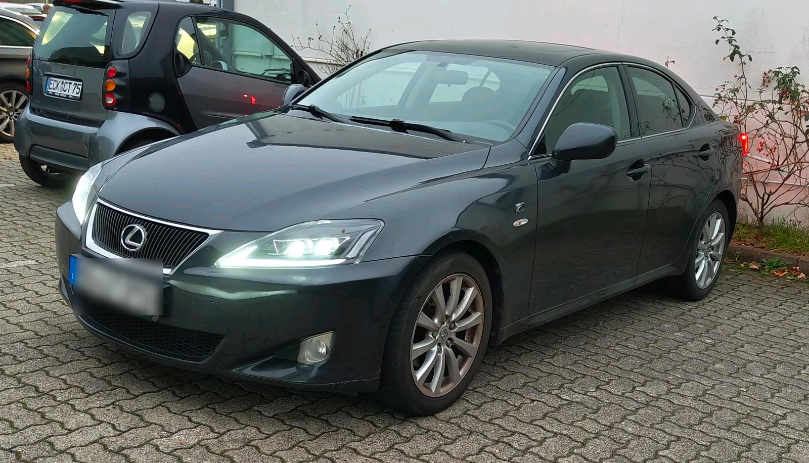 Abbildung des Autos Lexus IS 250 Automatik