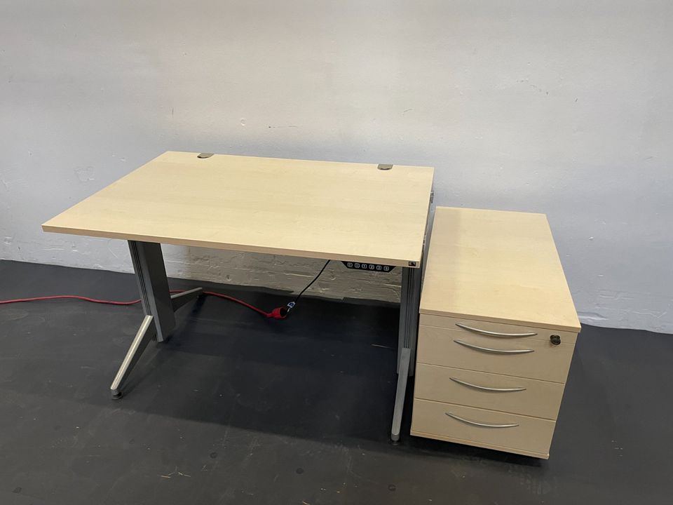 50x Top König & Neurath elektrisch Höhenverstellbare Schreibtische Ahorn/Rollcontainer/ Büroeinrichtung/ Büro Set/ Aktenschrank/ Cheftisch/ Stehtisch/ Bürocontainer/ Hochwertig/ Unterschrank in Linden