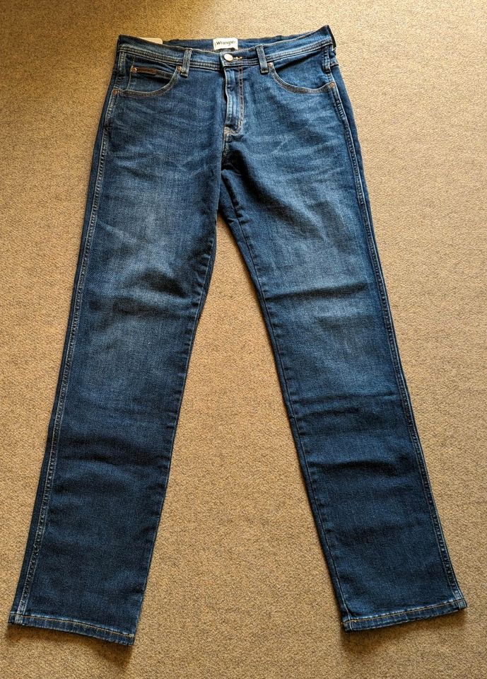 Herrenjeans,Wrangler Arizona Classic straight, blau,Gr.34/34; Neu in Freiberg