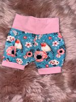 Mädchen Baby Handmade Shorts kurz Hose Gr 62 Vögel Hessen - Kassel Vorschau