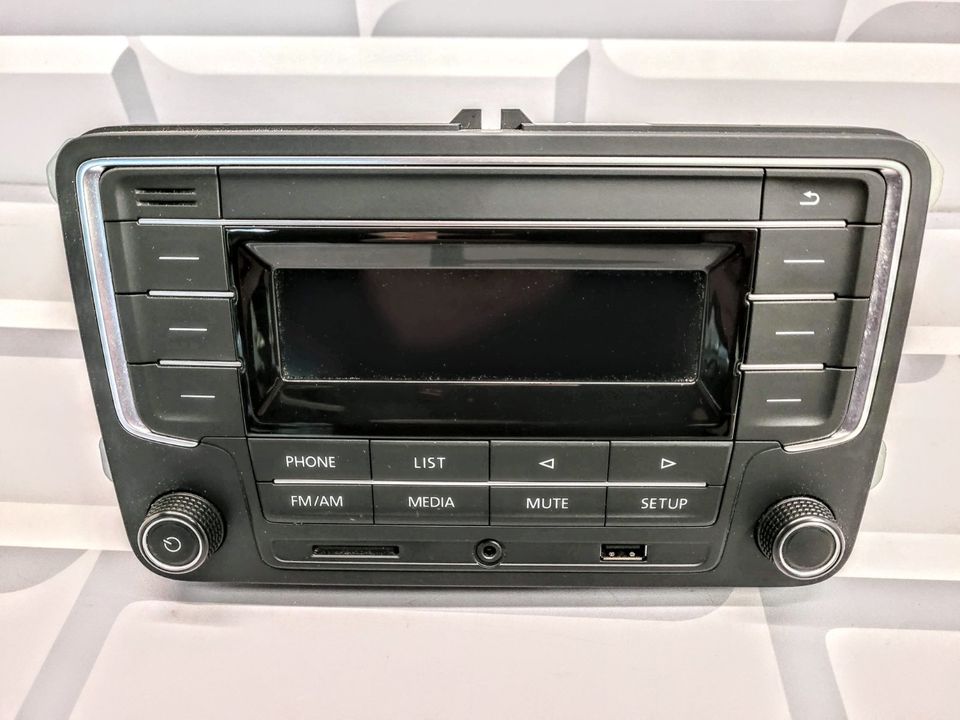 VW Caddy 2K Radio Autoradio Composition Bluetooth 7F0035153 in Bochum -  Bochum-Ost | Auto Hifi & Navigation Anzeigen | eBay Kleinanzeigen ist jetzt  Kleinanzeigen
