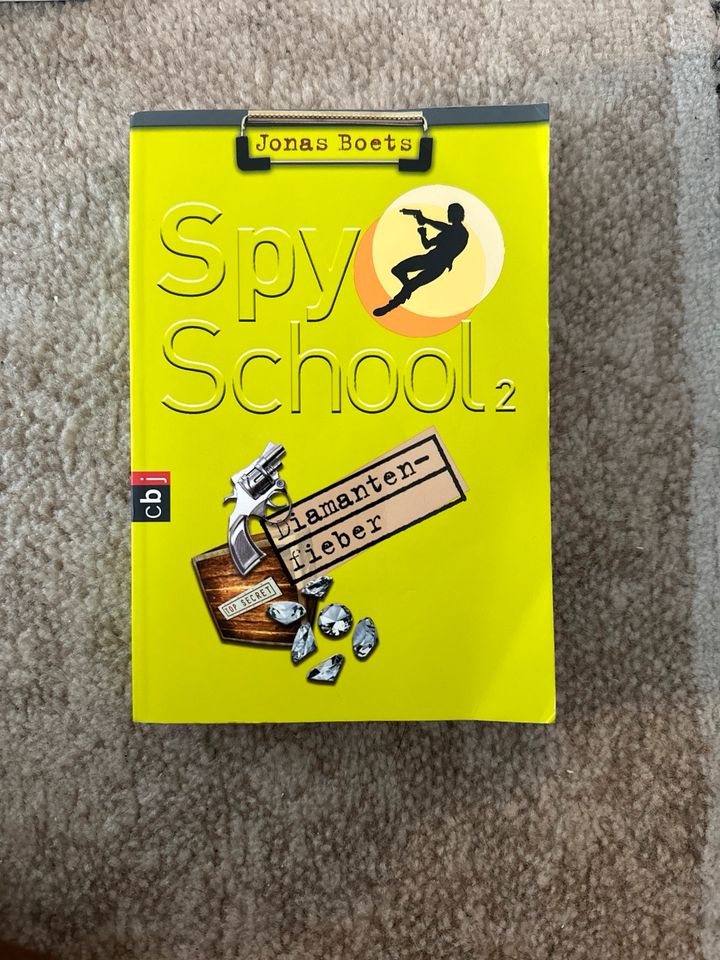 SPY SCHOOL von Jonas Boets, ges. Reihe (4 Bände) in Berlin