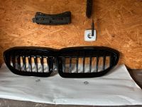 BMW 3er G20/G21 Kühlergrill Hochglanz Schwarz Nordrhein-Westfalen - Ennigerloh Vorschau