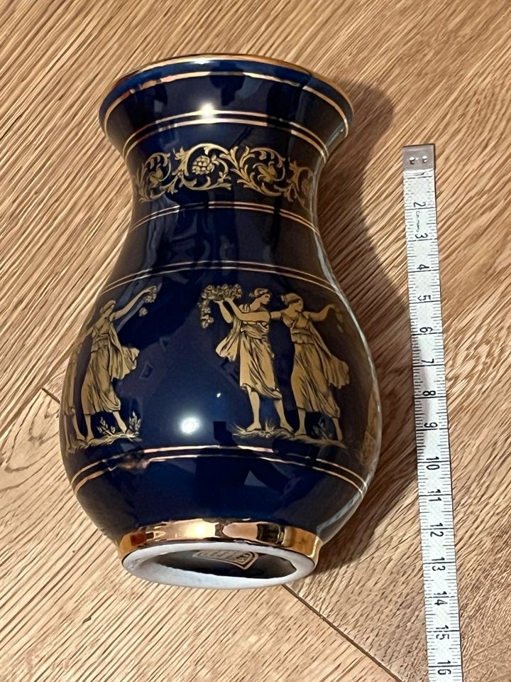 Vase, griechisches Motiv in Bruchköbel