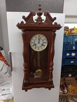 Wanduhr / Regulator aus DDR Zeiten für 80 € zur Abholung (Forst) Sachsen-Anhalt - Merseburg Vorschau