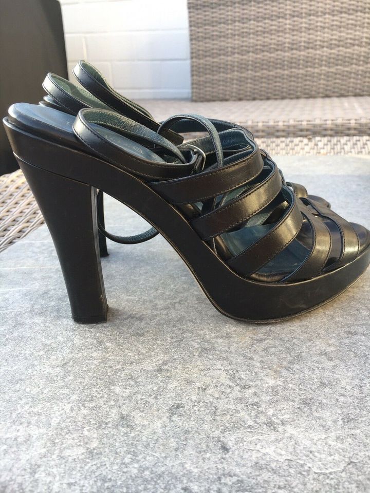 Schwarze Leder Sling Pumps 12 cm von Panara Gr. 37 in Essen-Haarzopf