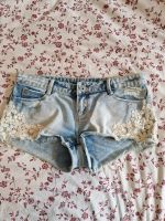 Hotpants Jeansshorts H&M Gr. 36 Nordrhein-Westfalen - Siegburg Vorschau