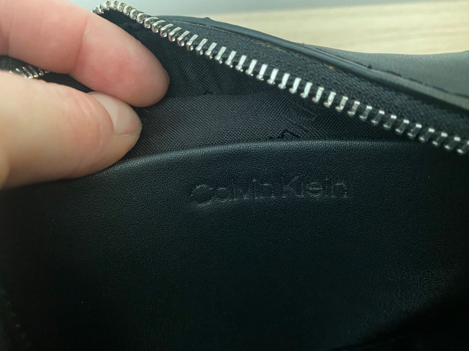 Umhängetasche Calvin Klein | Camera Bag  | original CK in Leipzig