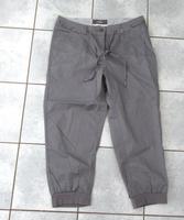 NEUE graue Pumphose Bermuda Stoffhose Cecil Größe S Kr. München - Neubiberg Vorschau