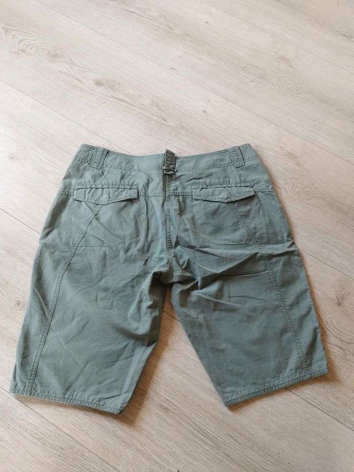 Kurze Hose Shorts Feel Good Gr 42 khaki in Braunschweig