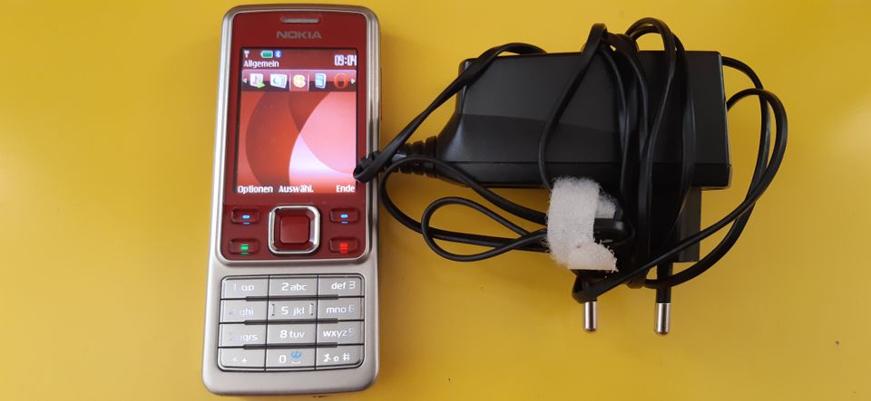 NOKIA HANDY 6300 red (Edge,Bluetooth,Kamera,usw.)- ohne Simlock- in Frankfurt am Main