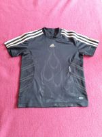 Adidas Predator Trikot 140 schwarz-gold Berlin - Charlottenburg Vorschau