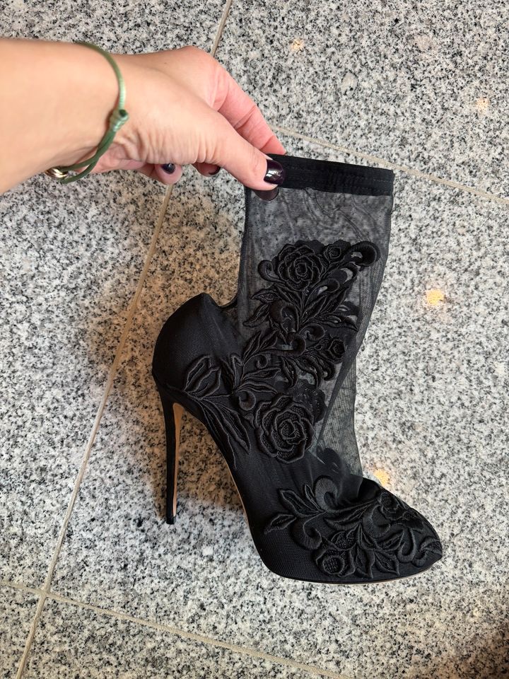 Dolce & Gabbana pumps high heels size 40 in Berlin