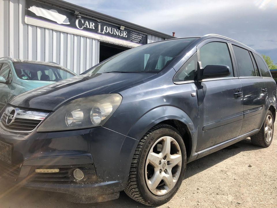 OPEL ZAFIRA ** 1.9 DIESEL ** TÜV NEU in Pfeffenhausen