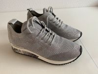 Sneaker von La Strada Größe 37 silber Nordrhein-Westfalen - Mülheim (Ruhr) Vorschau