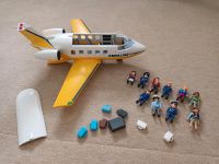 Playmobil Flugzeug mit Pilot, Stewardes, Koffern und Figuren Sachsen-Anhalt - Halle Vorschau