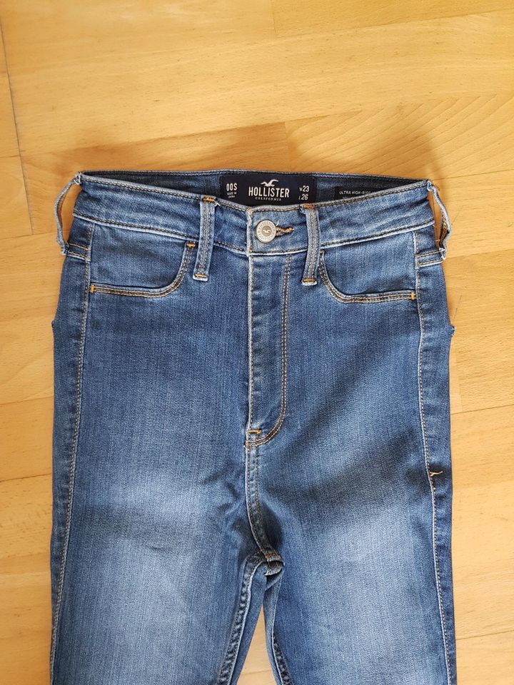 Blaue Hollister Jeans/ Hose/ Jean Legging in W23 L26 in Schöppingen