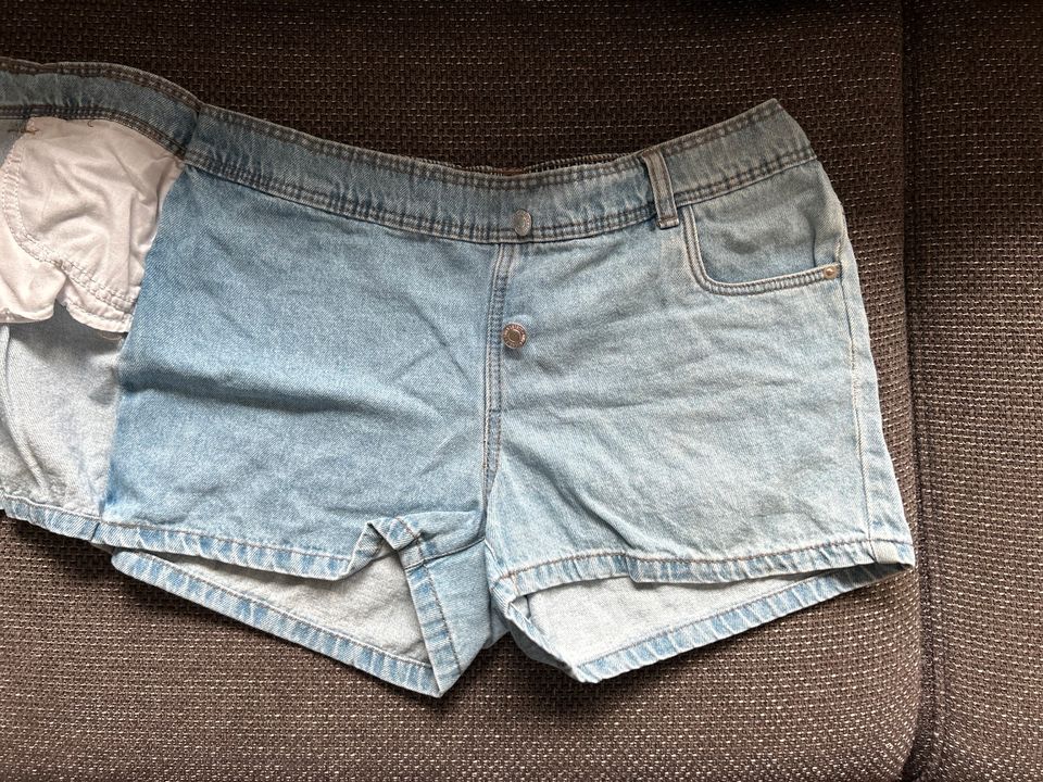 Kurze Hosen/Capri-Jeans in Hagen