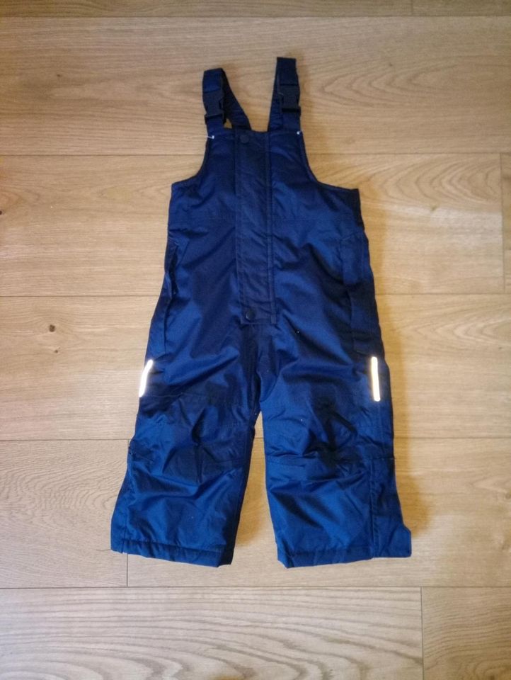 Skihose 74/80 Schneehose Thermohose Matschhose gefüttert blau in Berlin