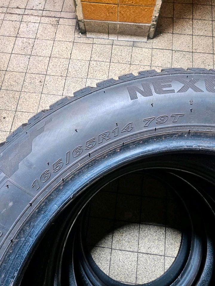 2x 165/65 R14 Ganzjahr fast wie Neu in Hamburg