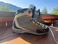 La Sportiva Wanderschuhe / Bergschuhe Größe 41,5 München - Maxvorstadt Vorschau