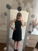 Schwarzes Abendkleid Jakes 36 Wuppertal - Langerfeld-Beyenburg Vorschau