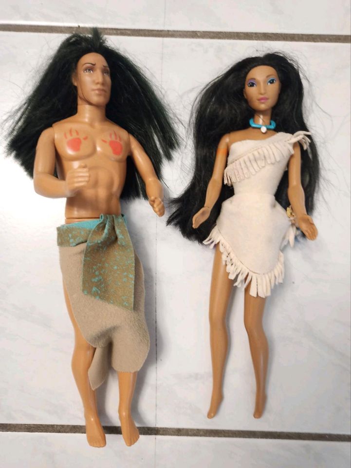 Barbie Disney Original Pocahontas und Krieger Kokoum in Herzogenrath