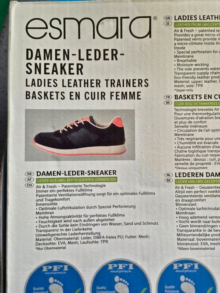 Damen Leder Sneaker in Bad Oldesloe