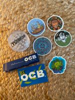 Grinder mit Sticker und OCB Longpaper Hessen - Offenbach Vorschau