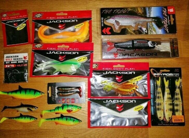 Wobbler Blinker Gummifisch NEUWARE SET Savage Gear Jackson Hecht in Bad Bentheim