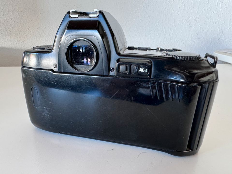 Nikon AF F-801 Gehäuse Body SLR Kamera analoge Spiegelreflexkamer in Neckargemünd