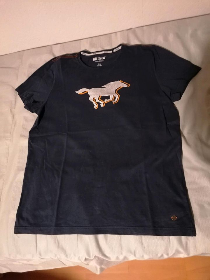 Mustang T-Shirt Farbe blau in Bretzfeld