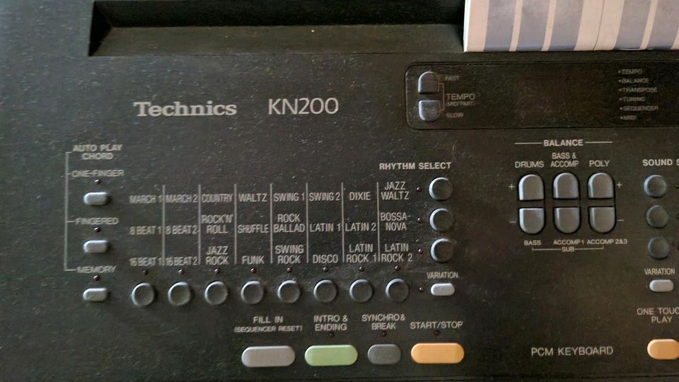 Keyboard Technics KN 200 in Pfedelbach