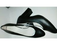 Neu * Esmara- Leder Uniform Pumps- schwarz Blockabsatz- Größe 38 Hessen - Mühltal  Vorschau