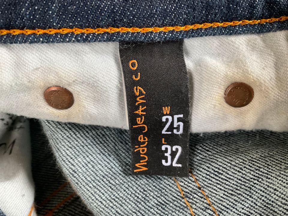 Nudie Jeans Tight Long John dunkelblau Größe W25 L32 in Nürnberg (Mittelfr)