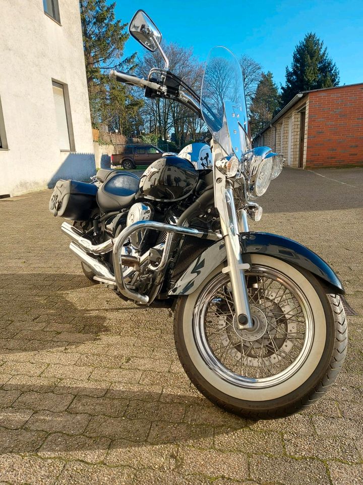 Kawasaki VN 900 Classic in Oberhausen