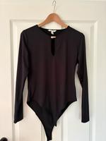 H&M Body Gr. M in schwarz - Neu und ungetragen- Hessen - Gedern Vorschau