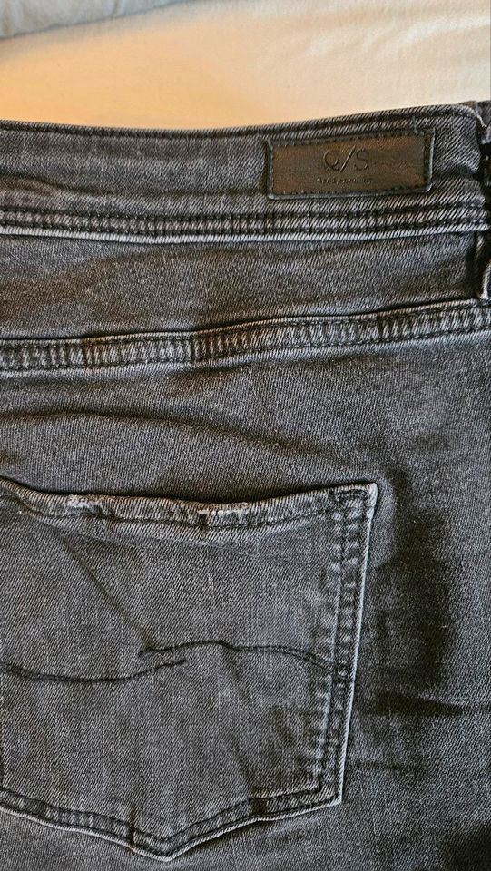 Jeans / Hosen Paket Gr. 44 in Heiden