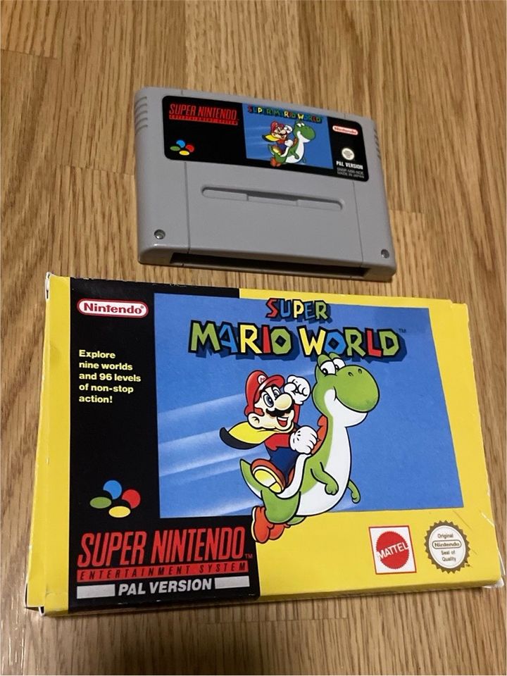 SNES Super Mario World - Karton kein Original in Leipzig