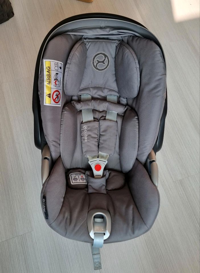 Babyschale Cybex Cloud Z i-Size Soho Grey 0-24 Monate in Köln