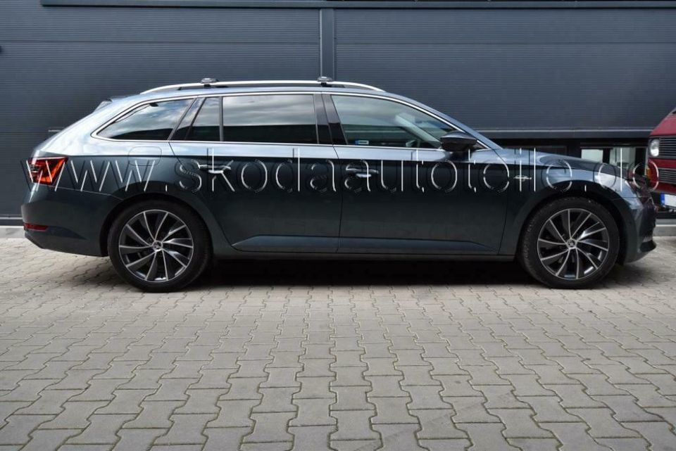 4x Leichtmetallfelge PEGASUS 18" -org.- SKODA SUPERB 3/ 1250€* in Würzburg