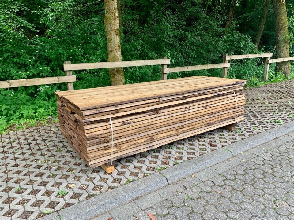 Rangerzaun Bonanzaun Bretter Schwarte Bohle Zaun - KDI - 400 cm in Lennestadt