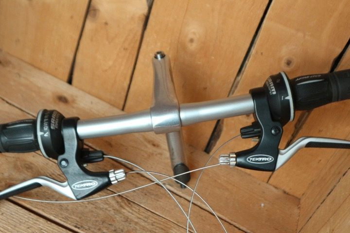 SRAM Grip Shift Lenker, Flatbar, Vorbau, 3 x 8 Gänge Gripshift in Hamburg