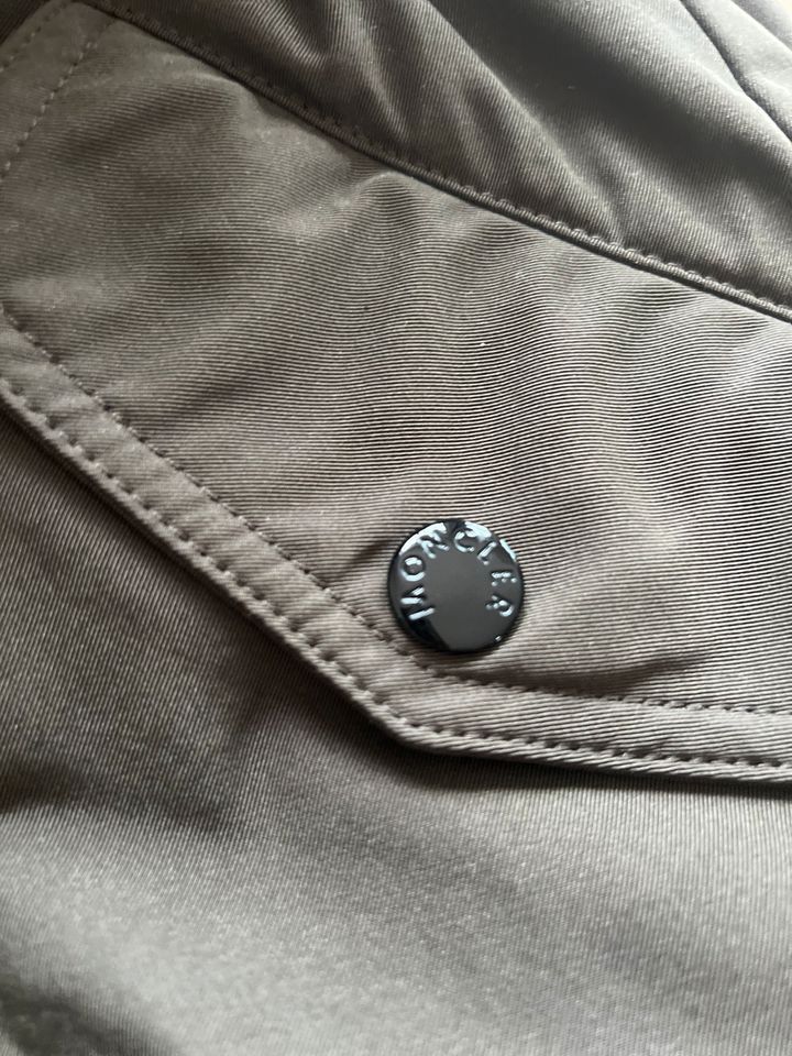 Original Moncler Parka in Düsseldorf