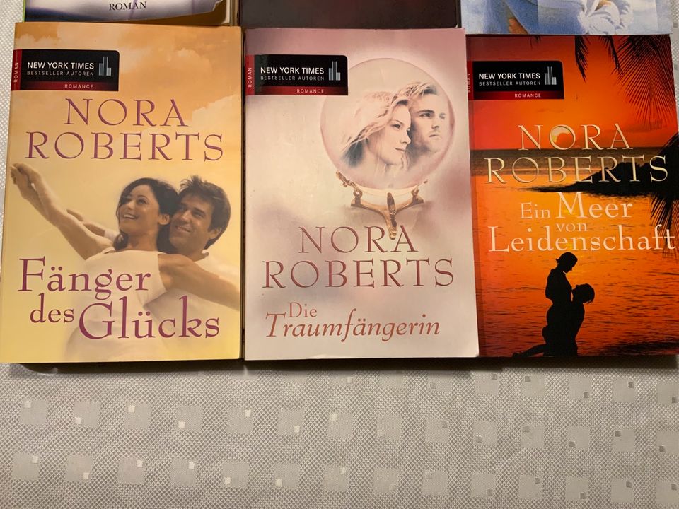 Bücher von Nora Roberts, gerne auch einzeln in Nalbach