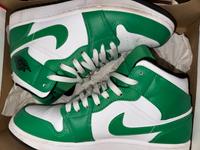 Air Jordan 1 Mid “Lucky Green” DQ8426-301 Wuppertal - Elberfeld Vorschau
