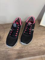 Damen Sportschuhe Turnschuhe gr.40 schwarz Köln - Pesch Vorschau